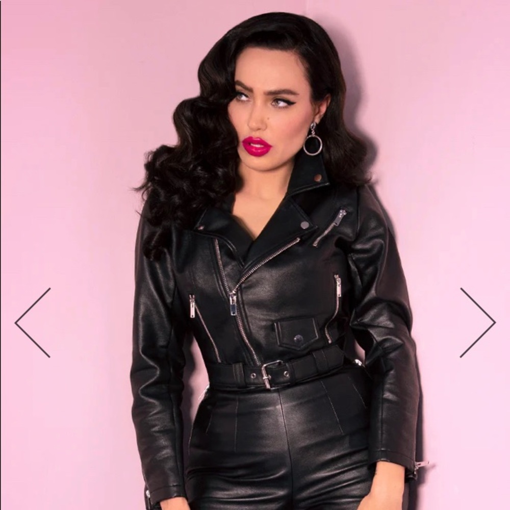 VIXEN BY MICHELINE PITT MOTO JACKET HOT PINK LINING